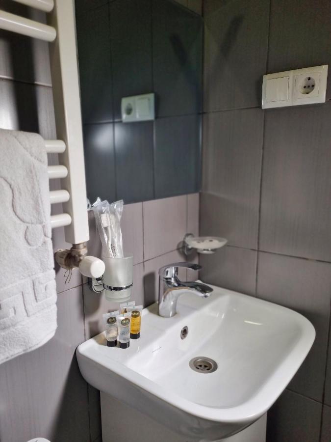 Rail Hotel Tbilisi Ngoại thất bức ảnh