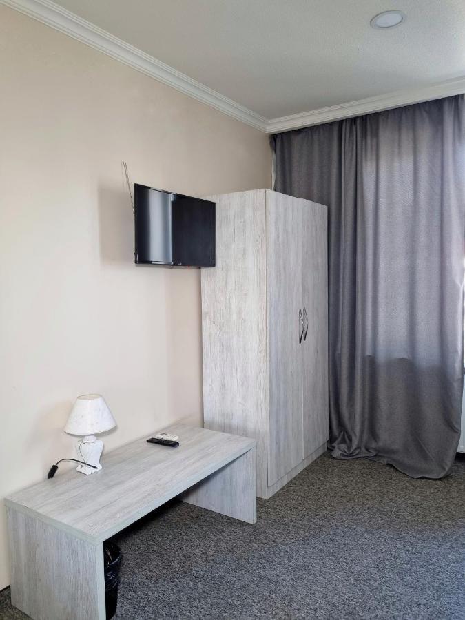 Rail Hotel Tbilisi Ngoại thất bức ảnh