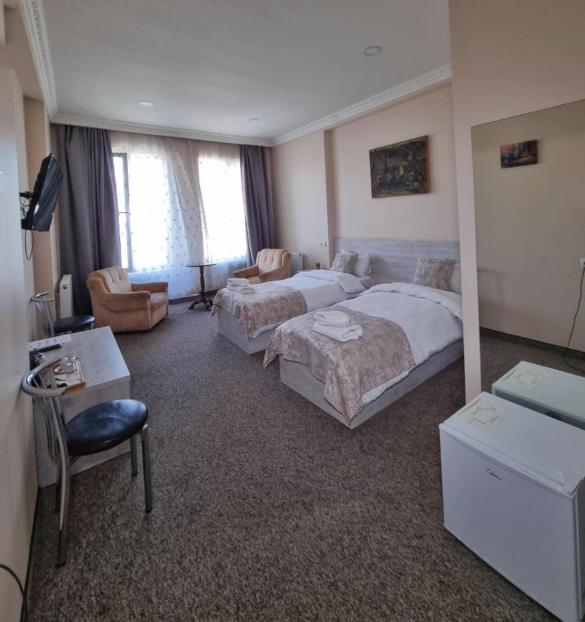 Rail Hotel Tbilisi Ngoại thất bức ảnh